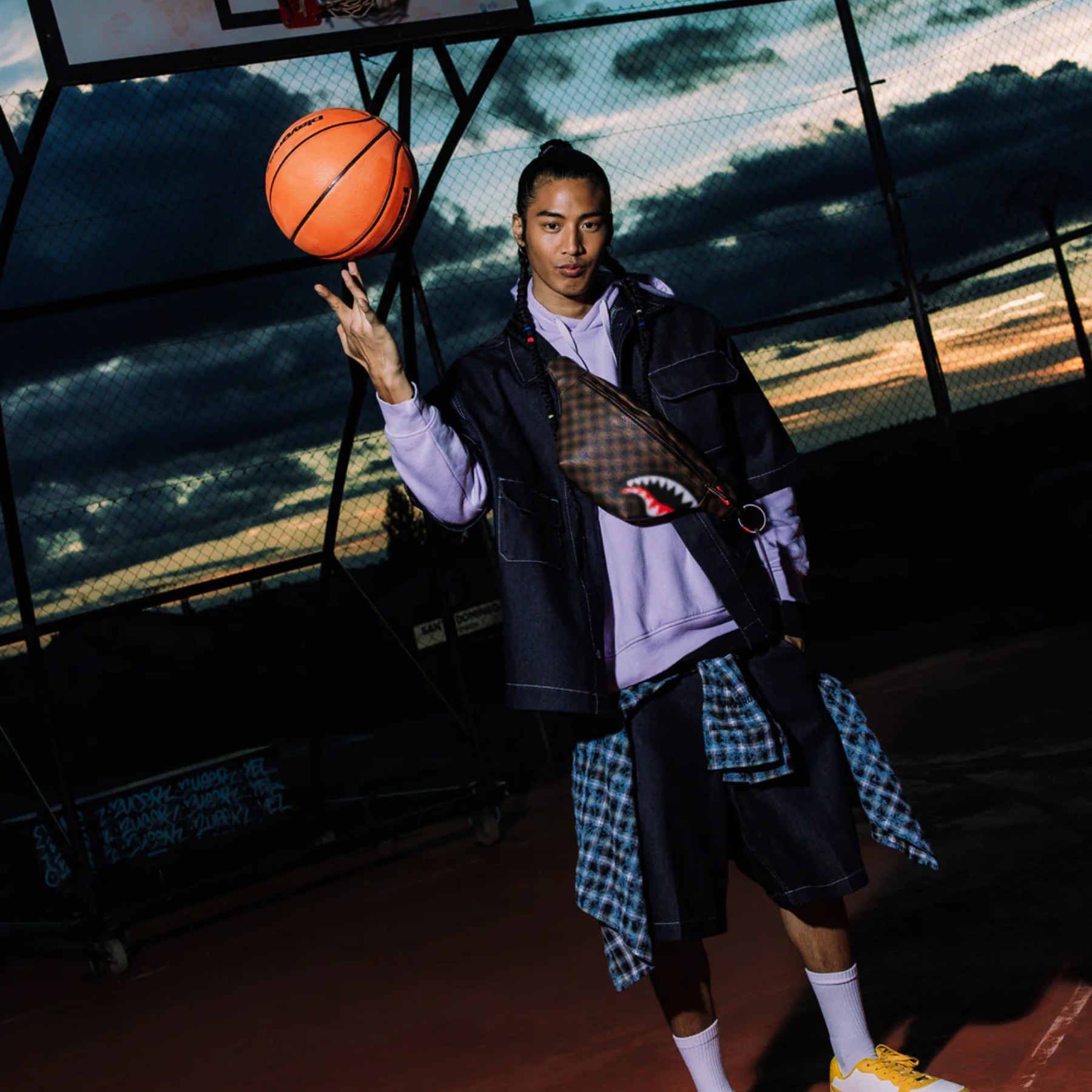 Riñonera SHARKS IN PARIS BLUR EFFECT SAVVY